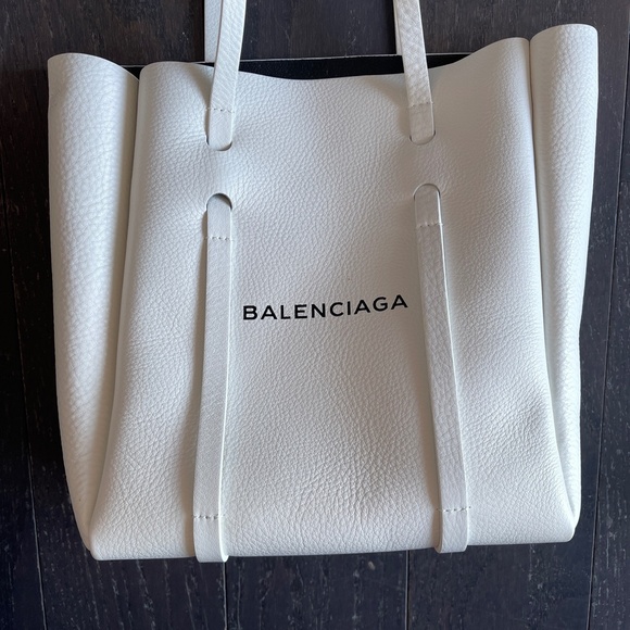 Balenciaga smooth calfskin XS everyday tote bag white 2way w/tag dust bag - Picture 14 of 16